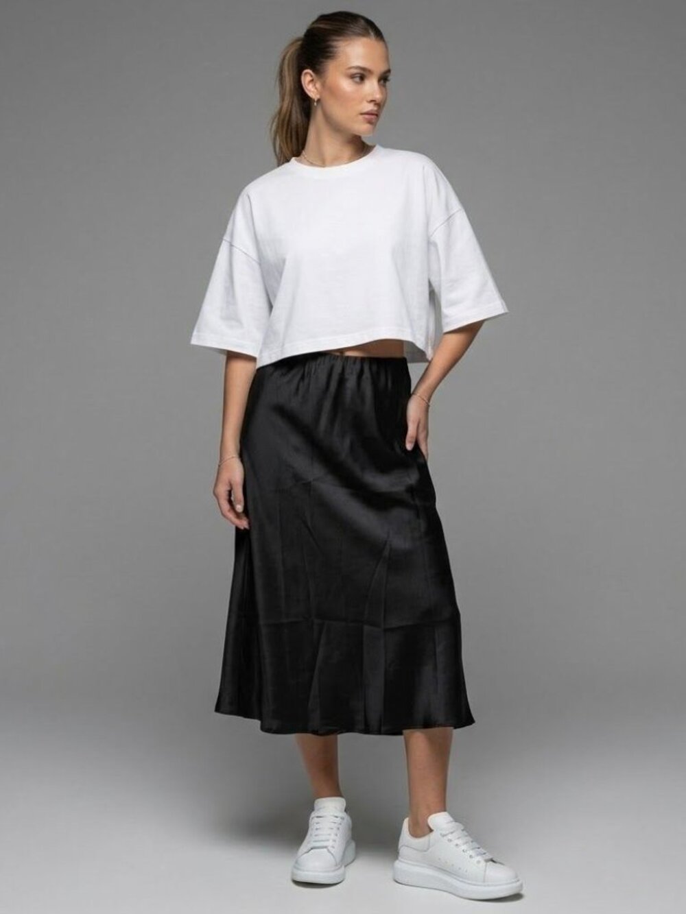 BTFBM  Black Satin Midi Skirt Flowy A-Line Size L 96% Polyester 4% Elastane Mach